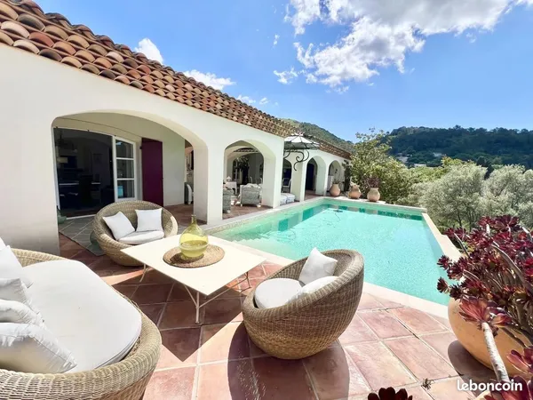 Maison 187 m² Rocbaron