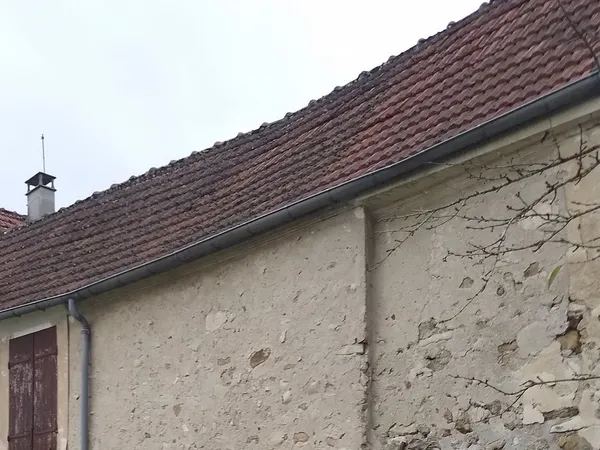 À VENDRE - Grange de 130 m² à rénover - Secteur Crécy-la-Chapelle
