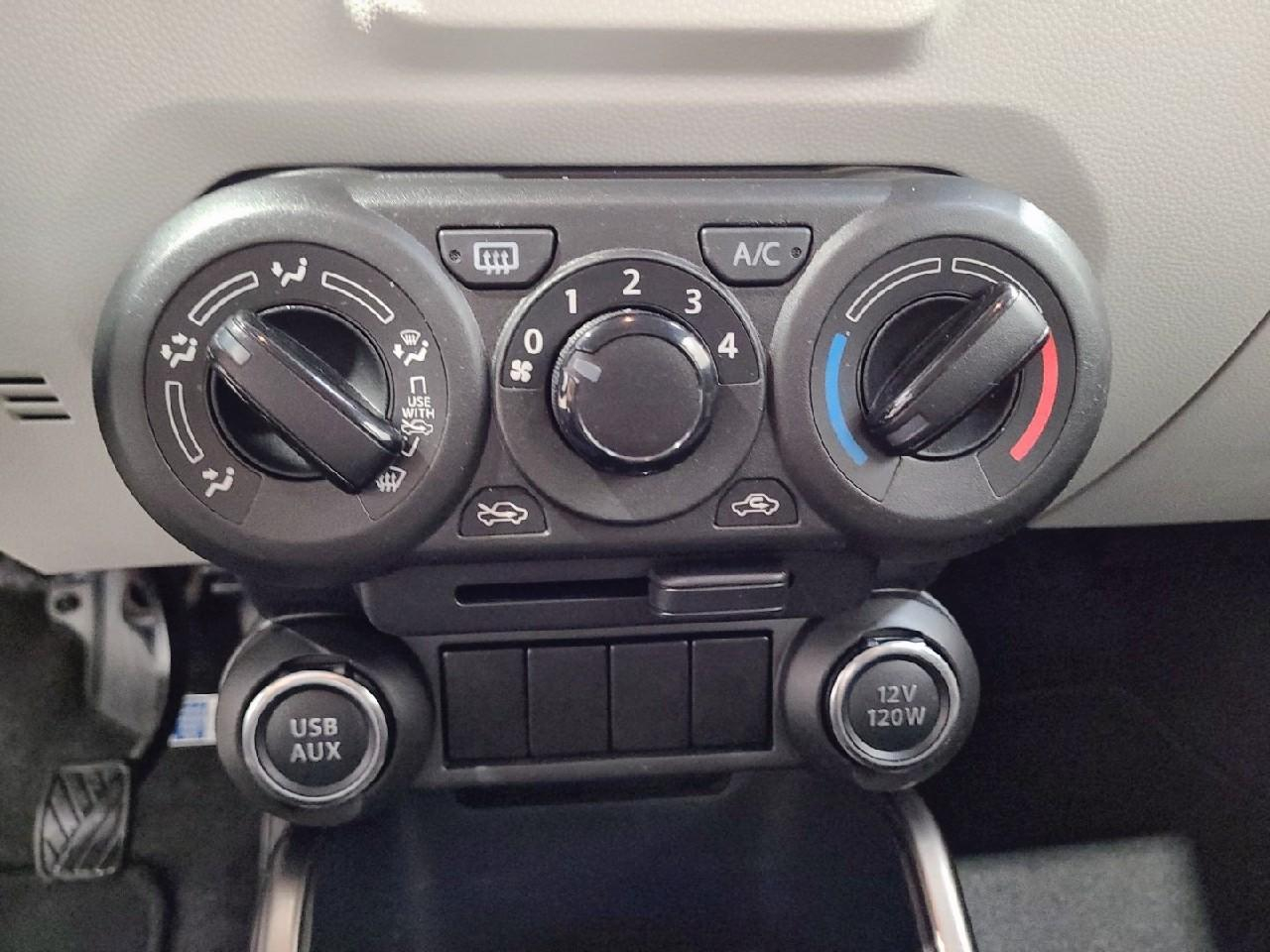 Suzuki Ignis 1.2 dualjet pack — photo 21