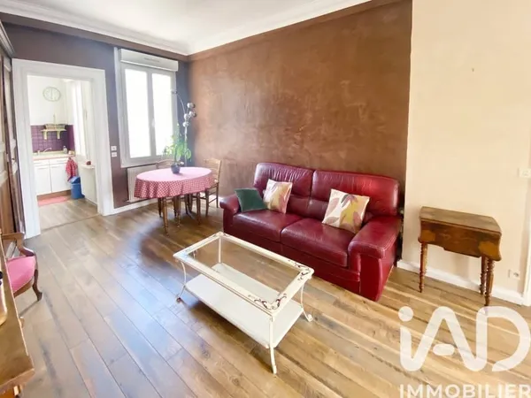 Maison 10 pièces 268 m²