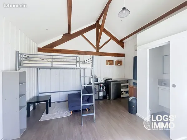 Studio 1 pièce 18 m²