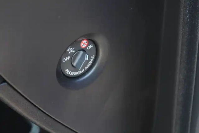 Renault Captur tce 155 edc fap — photo 24