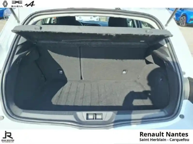 Renault Megane 1.5 blue dci 115ch business edc boite auto — photo 15