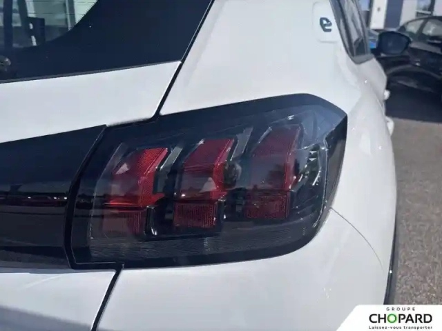 Peugeot 208 electrique 50 kwh 136 — photo 59