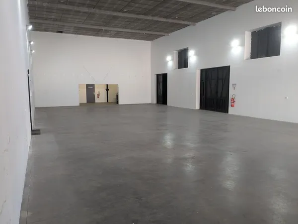 Location batiment industriel