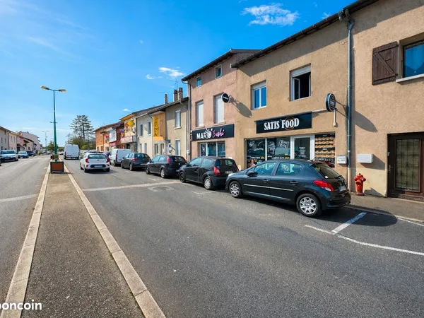 Local commercial 140 m² LA VERPILLIERE