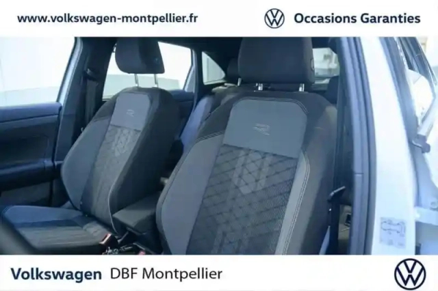 Volkswagen Taigo 1.0 tsi 110 dsg7 r-line — photo 8