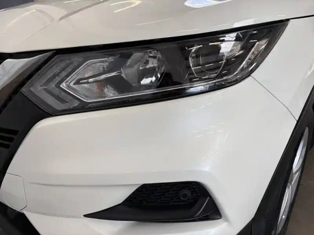Nissan Qashqai 1.5 dci 115 — photo 40