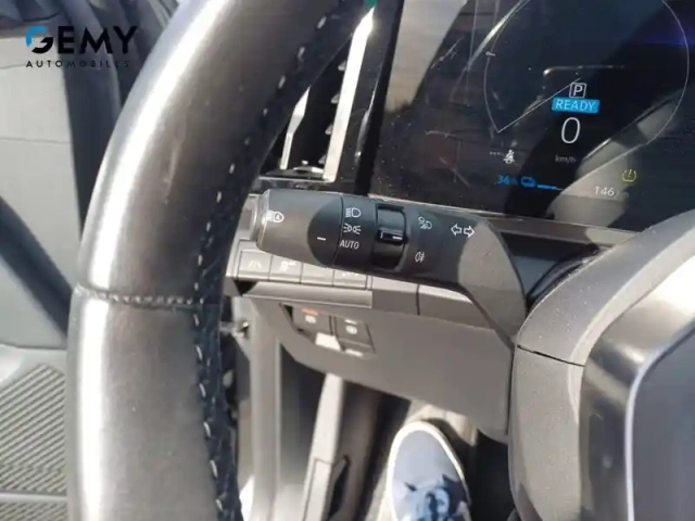 Renault Megane e-tech ev60 220 ch super charge — photo 15