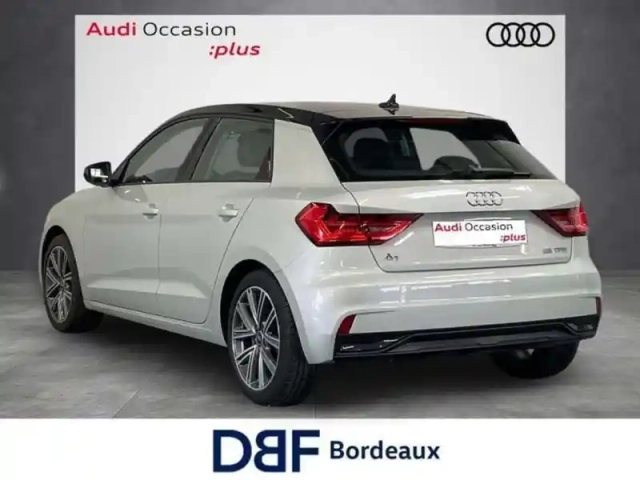 Audi A1 25 tfsi 95 ch s tronic 7 advanced — photo 13