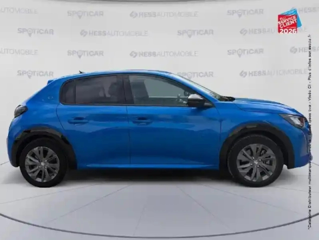 Peugeot 208 e- 136ch allure — photo 4