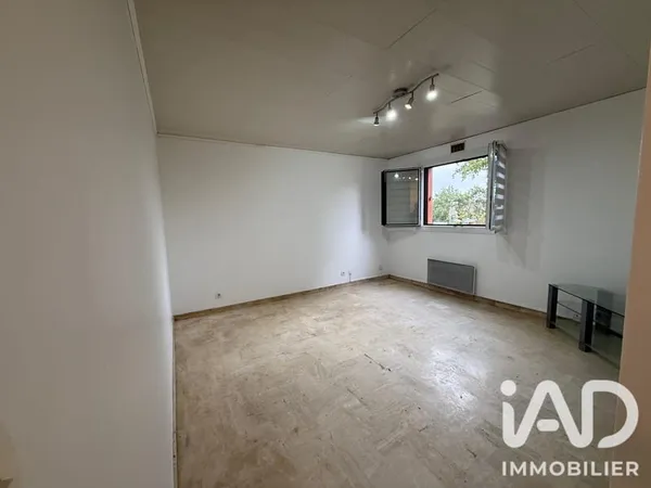 Studio 1 pièce 27 m²