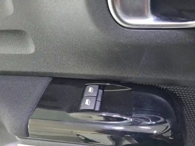 Citroën C3 puretech 83 s&amp;s bvm5 — photo 33