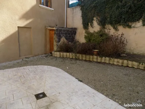 Loue appartement T3 84 m²