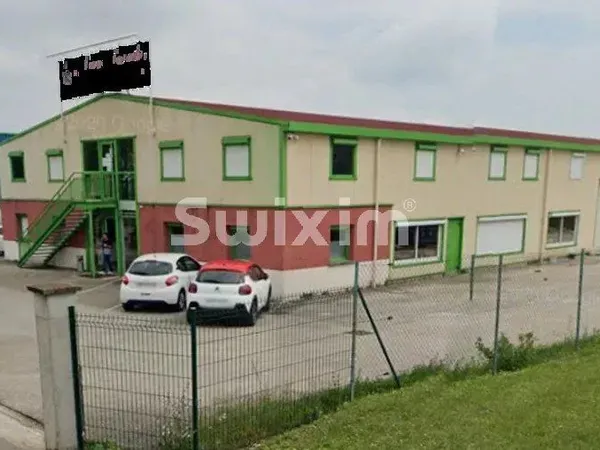 Local 1100 m² Péronnas