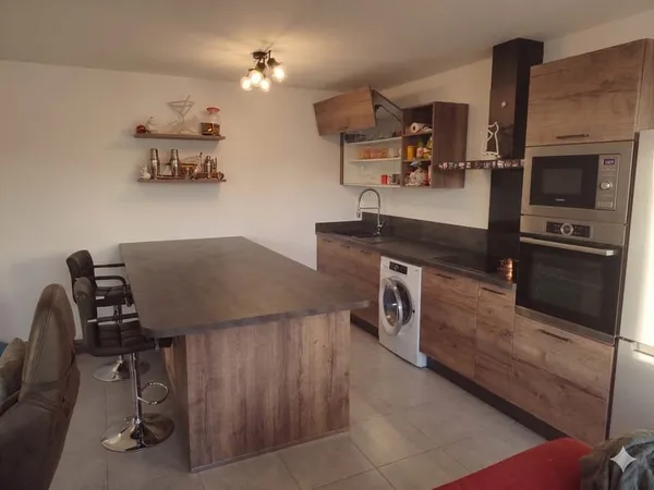 Appartement 1 pièce 50 m²