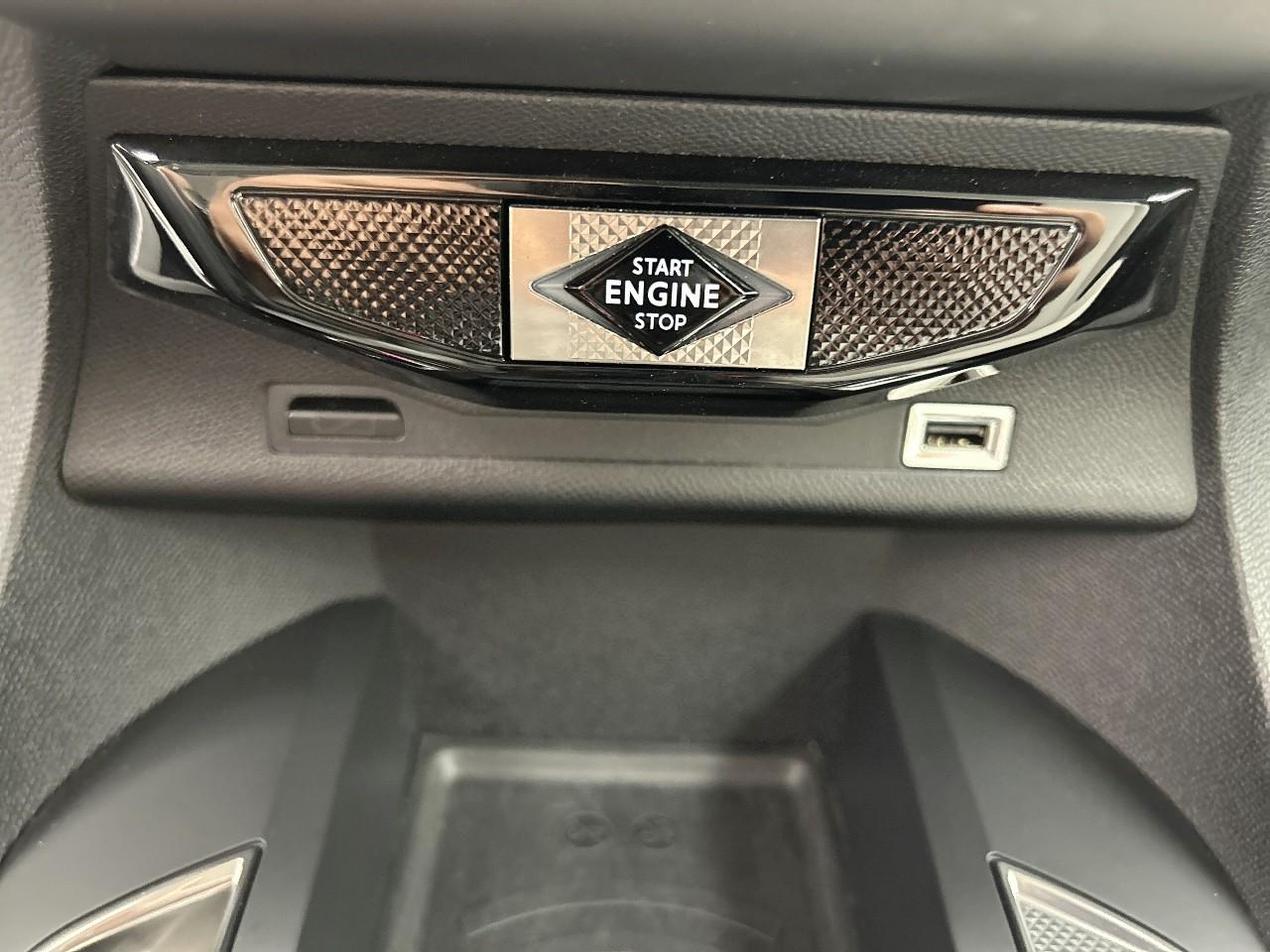 Ds Ds 3 crossback puretech 100 bvm6 connected chic — photo 19