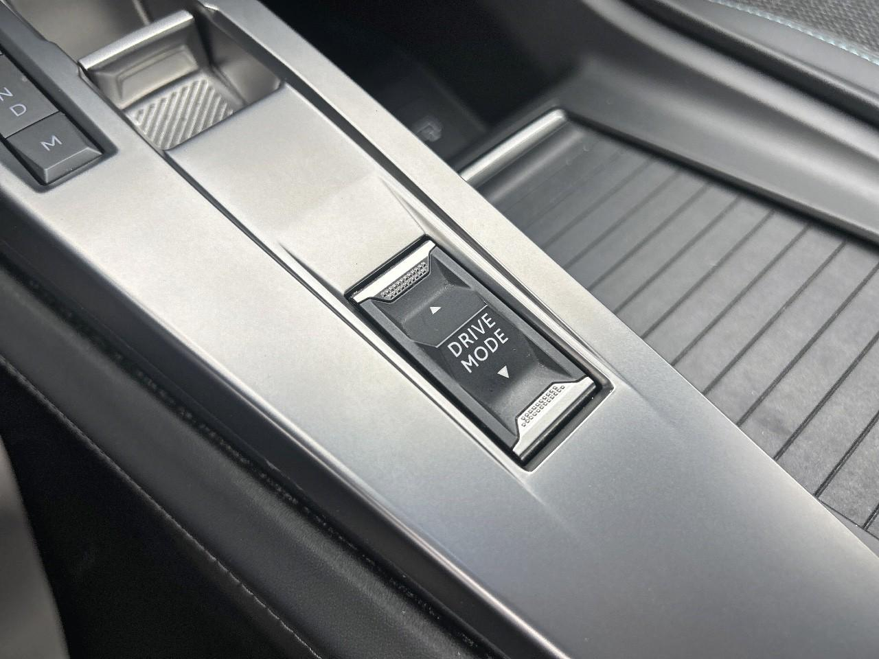 Peugeot 308 sw puretech 130ch s&s eat8 allure pack — photo 19