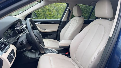BMW X1 sDrive 16d 116 - Business Design – 2020 – 135700 km – Diesel – Boîte Manuelle — photo 17