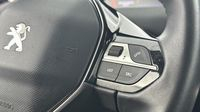 Peugeot 3008 1.2 PureTech 130ch S&S Style — photo 17