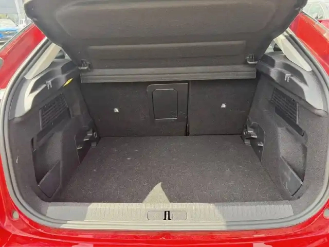 Citroën C4 puretech 130 eat8 — photo 6