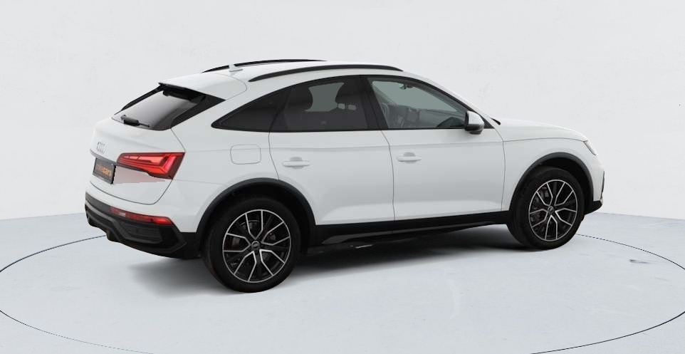 Audi Q5 Sportback — photo 8