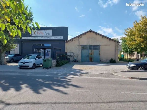 Ensemble immobilier commercial secteur Alpilles