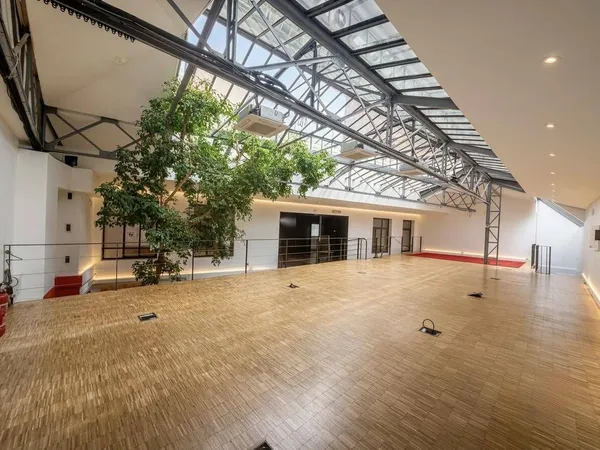 Bureaux 450 m²