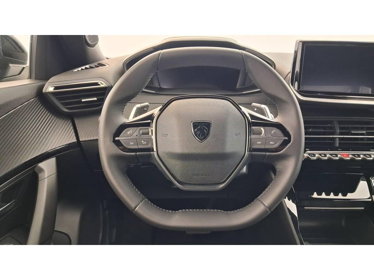Peugeot 2008 hybrid 145 e-dcs6 allure — photo 12