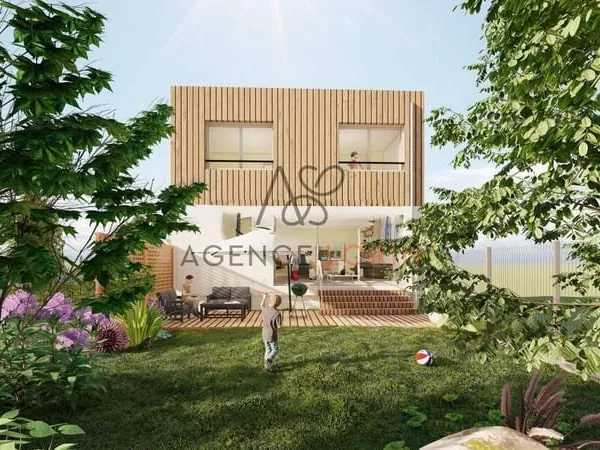 Terrain 308 m²
