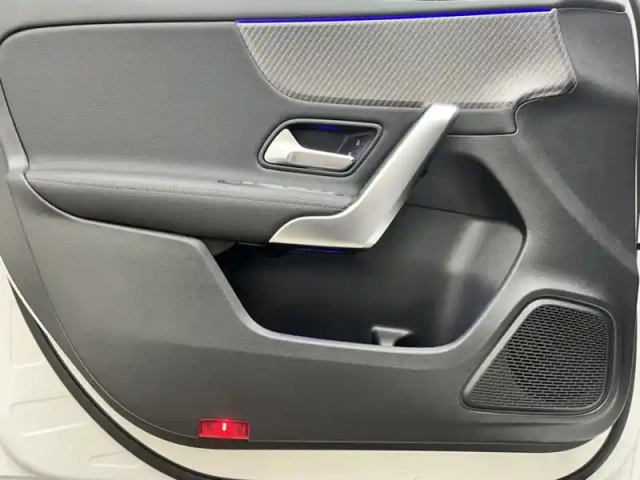 Mercedes Classe A 200 progressive line — photo 12