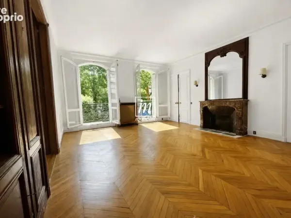 Appartement 6 pièces 166 m²