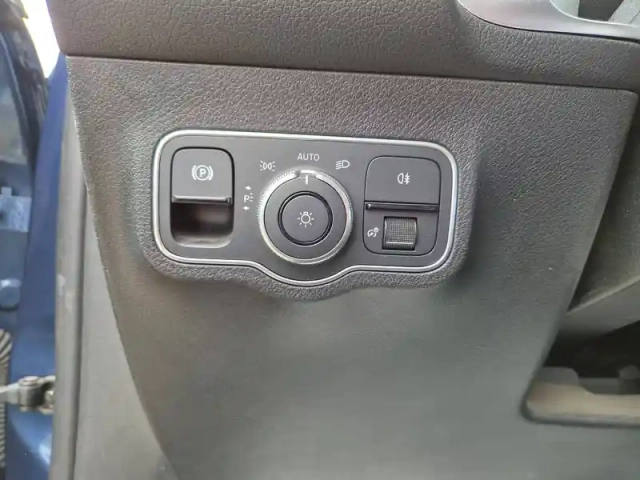 Mercedes Glb 200 d 8g-dct — photo 39