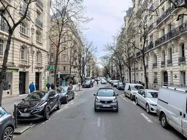 Boutique 216 m²