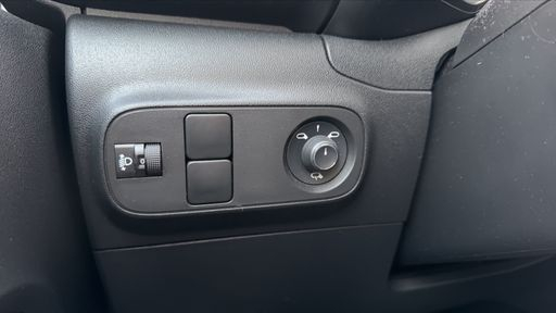 Citroen C3 1.2 PureTech 110 - Shine – 2020 – 64097 km – Essence – Boîte Manuelle — photo 44