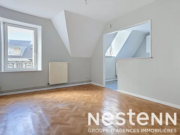 Appartement 2 pièces calme à louer à Nancy, proche tramway et écoles