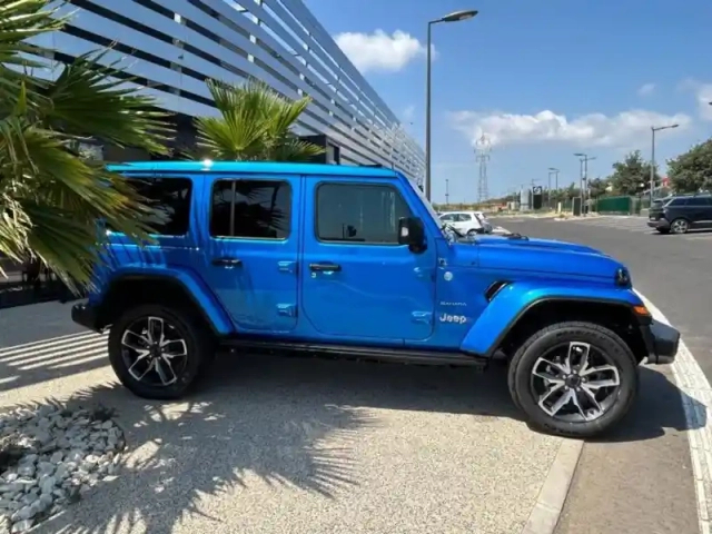 Jeep Wrangler unlimited 2.0 t 380ch 4xe sahara command trac — photo 4