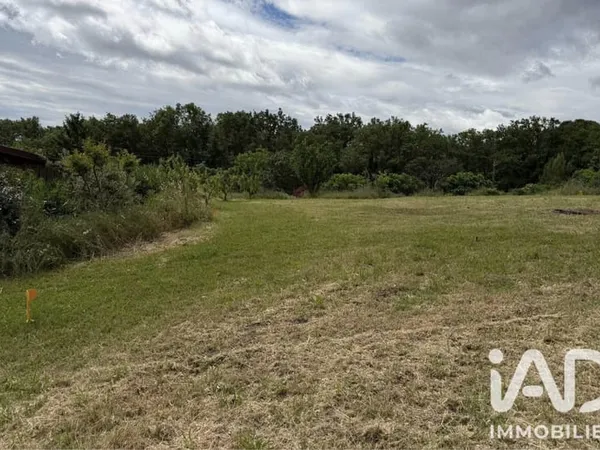 Terrain 492 m²
