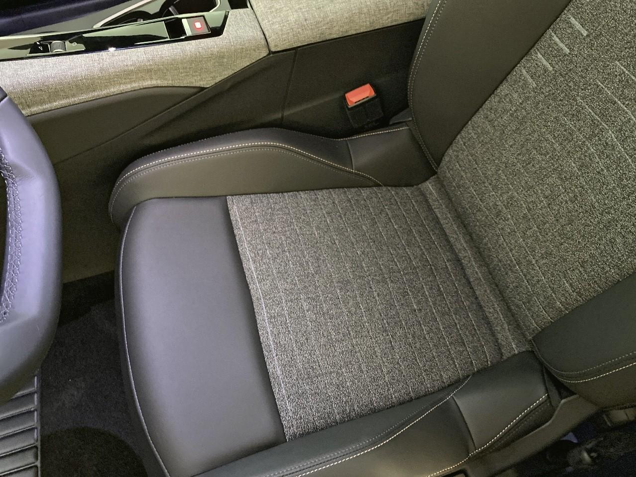 Peugeot 5008 hybrid 145 ch e-dcs6 allure — photo 9
