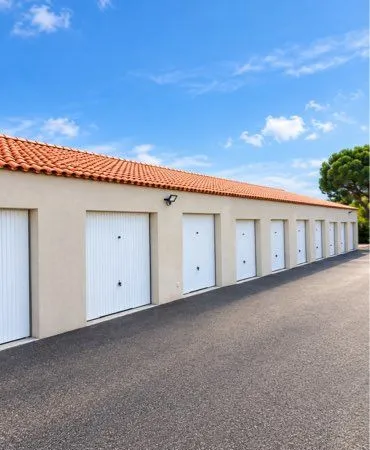 Location garages box 23 m²