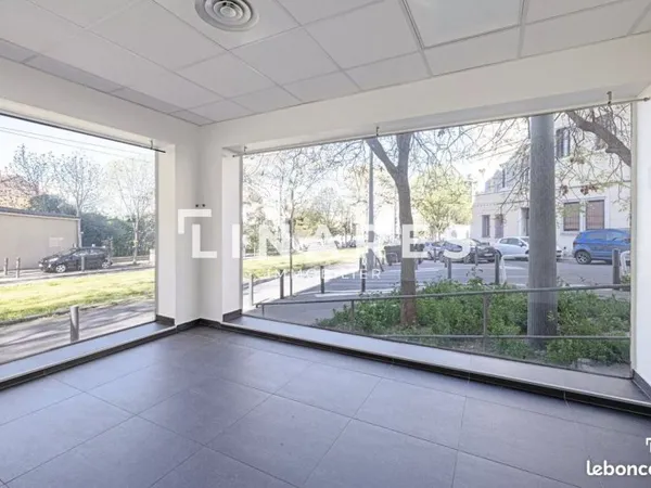 Boutique 52 m² Marseille 4ème