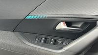 Peugeot 2008 1.2 PureTech 100ch S&S Style — photo 16