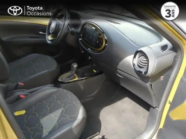 Toyota Aygo x 1.0 vvt-i 72ch air collection s-cvt my23 — photo 6