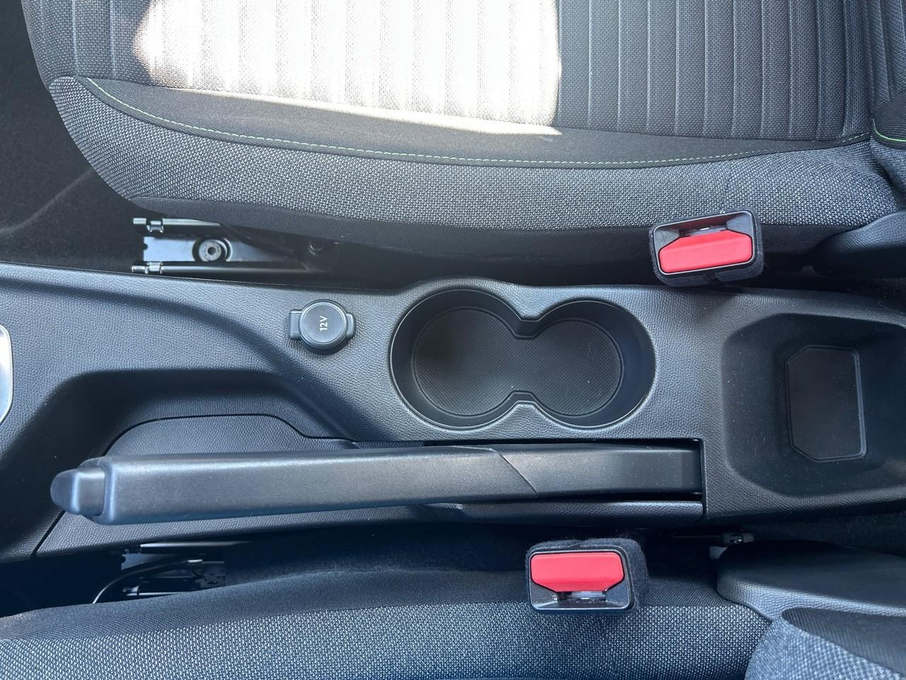 Peugeot 208 1.2 puretech 75ch s&s active — photo 19