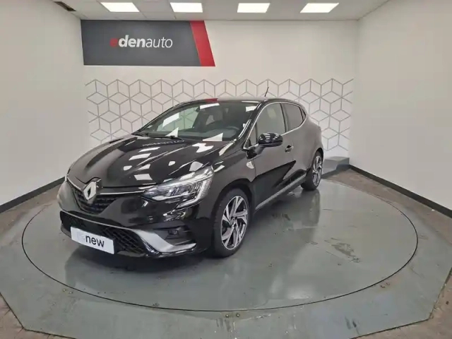 Renault Clio blue dci 115