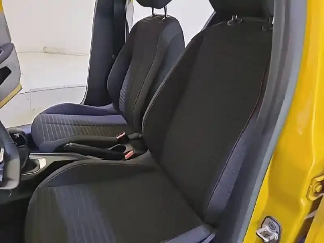 Peugeot 208 puretech 75 s&amp;s bvm5 — photo 41