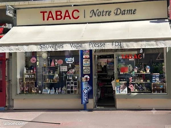 Murs commerciaux