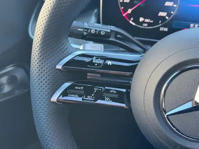 Mercedes Glc 300 de hybrid eq 4matic am — photo 13