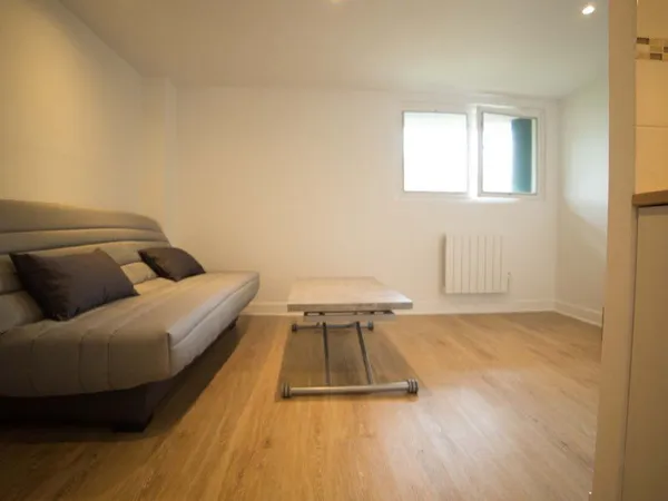 Loue studio meublé Suresnes