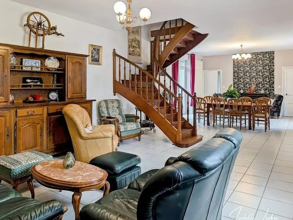 Maison 6 pièces 189 m²